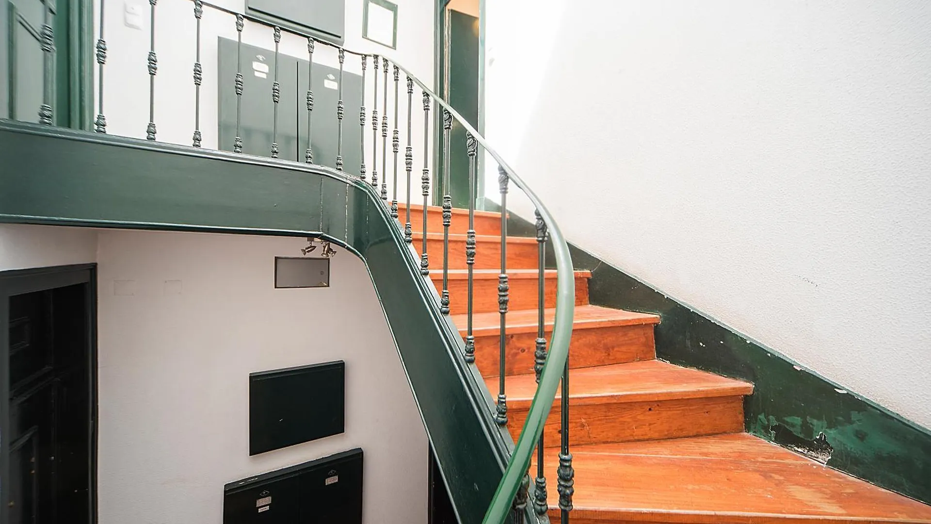 Apartamento Com 3 Quartos Muito Acolhedores Nos Anjos Lisbon Apartment