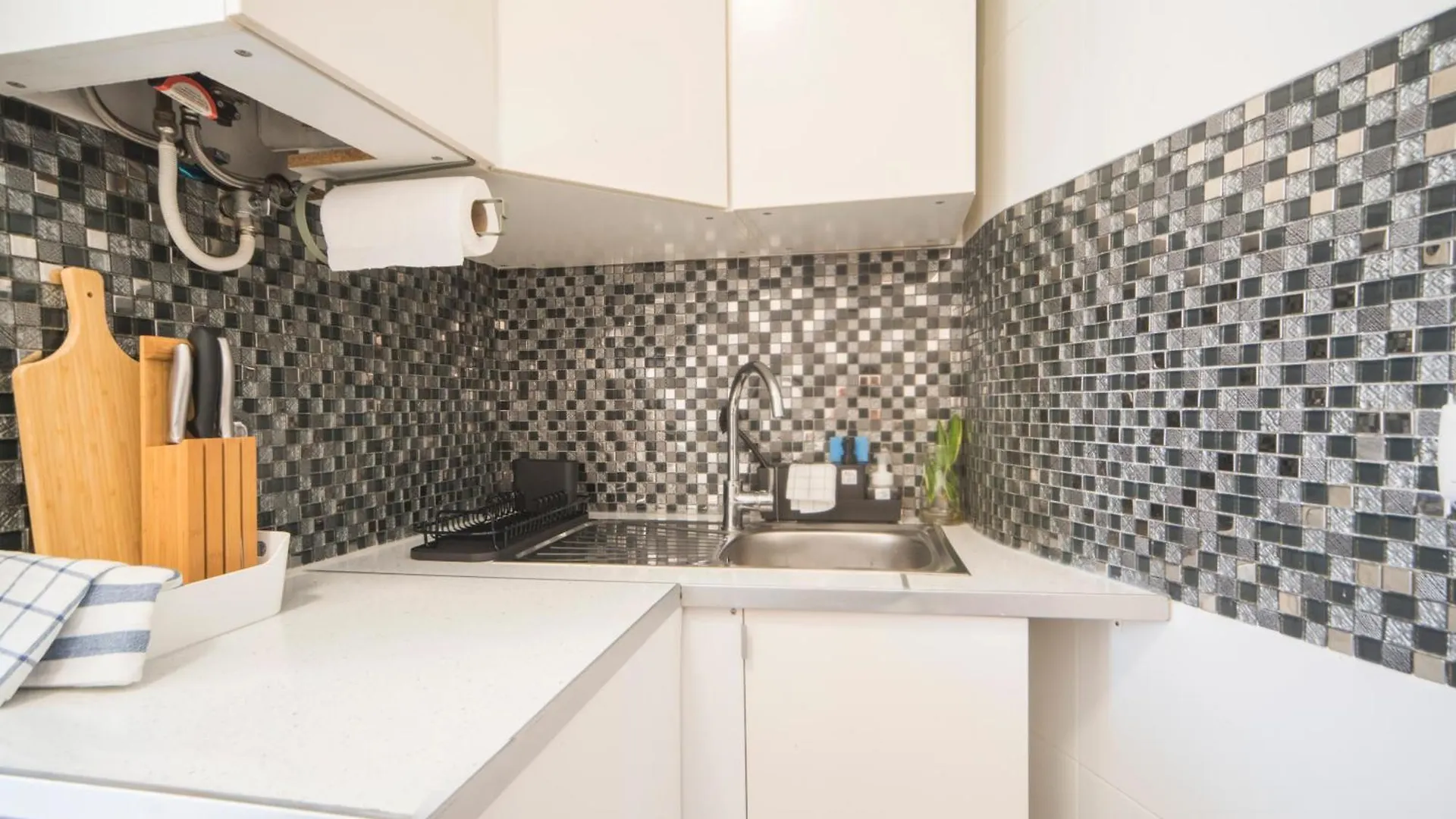 Apartamento Com 3 Quartos Muito Acolhedores Nos Anjos Lisbon Apartment