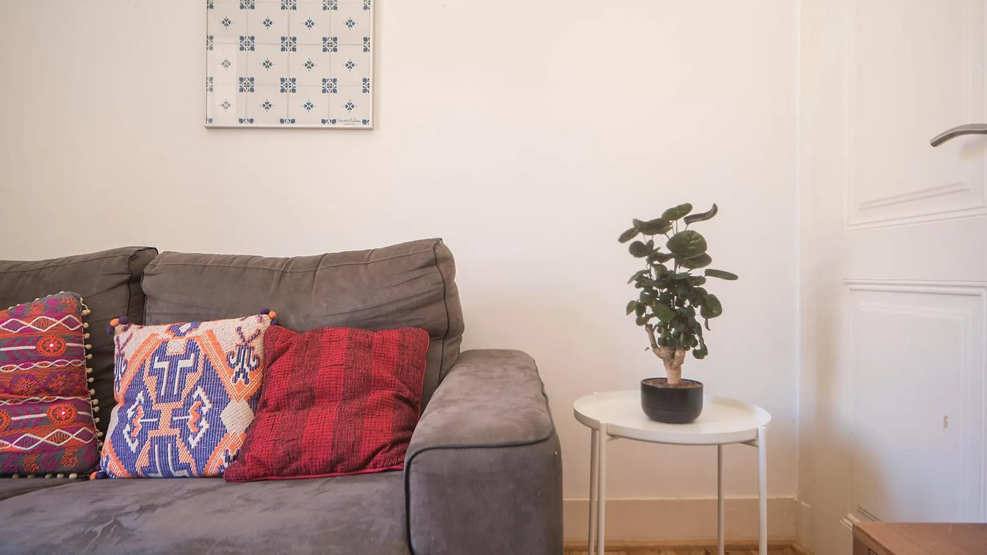 Apartamento Com 3 Quartos Muito Acolhedores Nos Anjos Lisbon 0*,