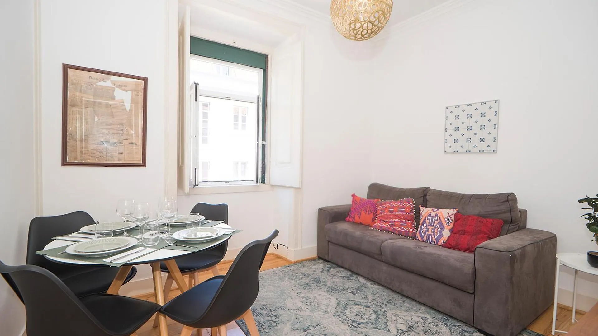 Apartamento Com 3 Quartos Muito Acolhedores Nos Anjos Lisbon Apartment